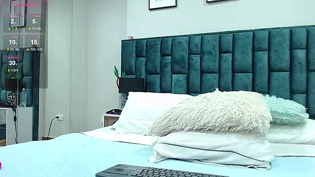 Snapshot of La_Crespa_x chatting on December 2024 01:00:02 PM La Crespa x online show from December 2024 01:00:02 PM