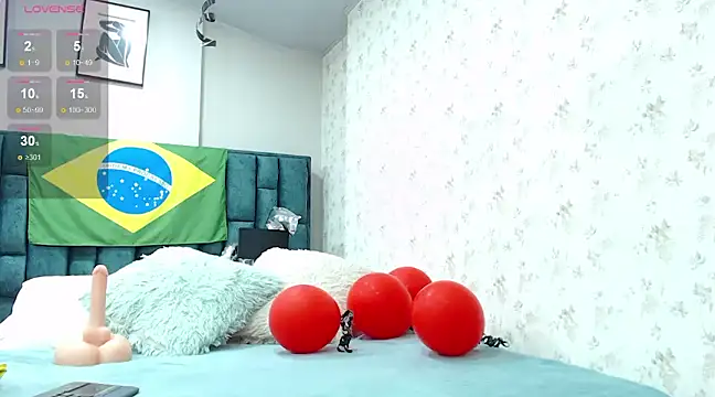 Snapshot of La_Crespa_x chatting on February 2025 12:15:02 PM La Crespa x online show from February 2025 12:15:02 PM