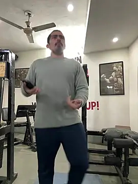 shivani0999 online show from January 2026 12:49:02 AM