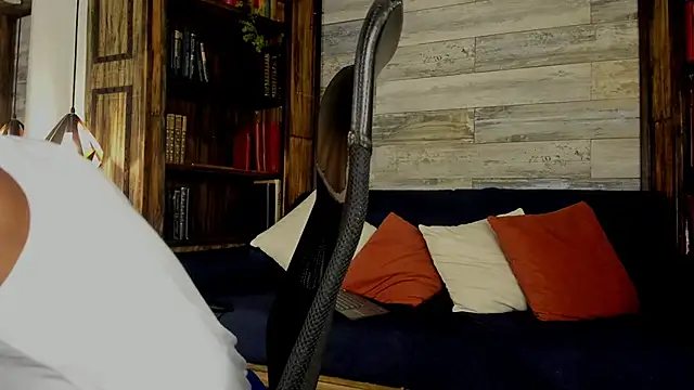 Snapshot of JamalMyst chatting on November 2025 04:02:02 AM JamalMyst online show from November 2025 04:02:02 AM