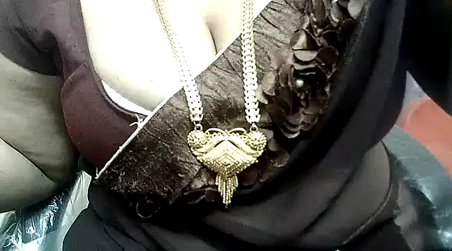 hot pavitra online show from December 2024 05:48:01 PM