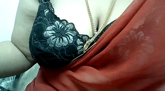 hot pavitra online show from December 2024 11:41:02 PM