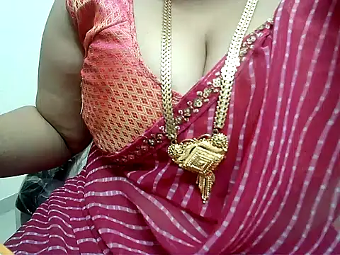 hot pavitra online show from January 2025 06:35:02 PM