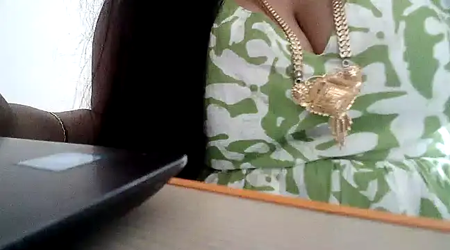 hot pavitra online show from February 2025 06:52:02 AM