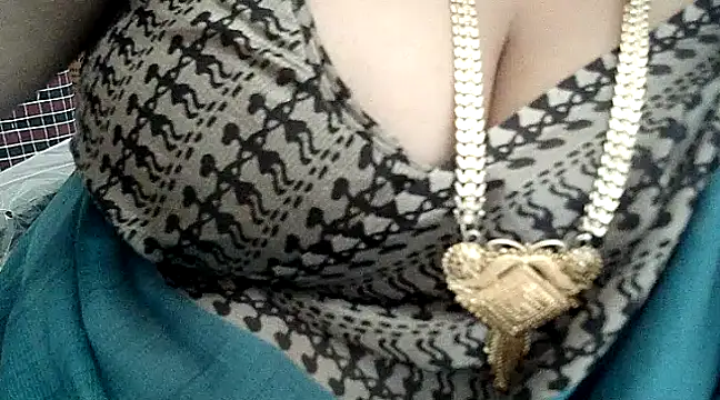 hot pavitra online show from February 2025 05:15:02 AM