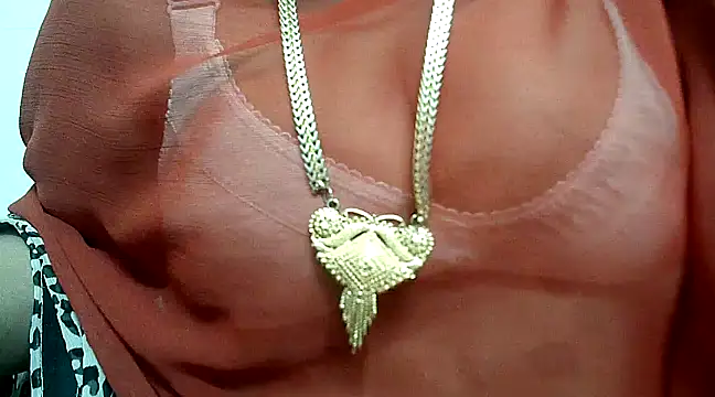 hot pavitra online show from February 2025 05:53:02 PM