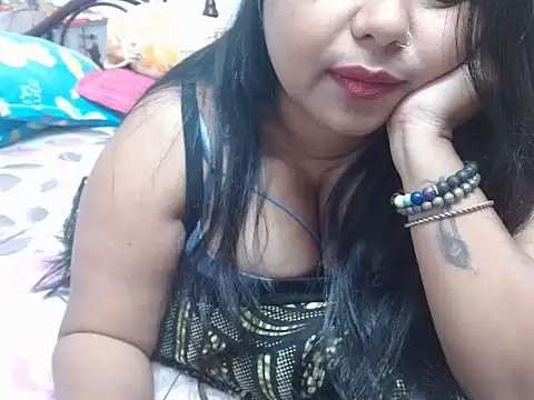 Snapshot of TASHa009 chatting on February 2025 05:42:02 PM TASHa009 online show from February 2025 05:42:02 PM