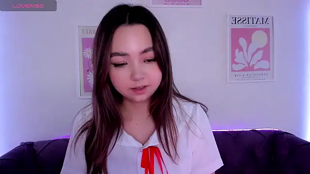 Fluffy Rose online show from March 2025 12:22:01 PM