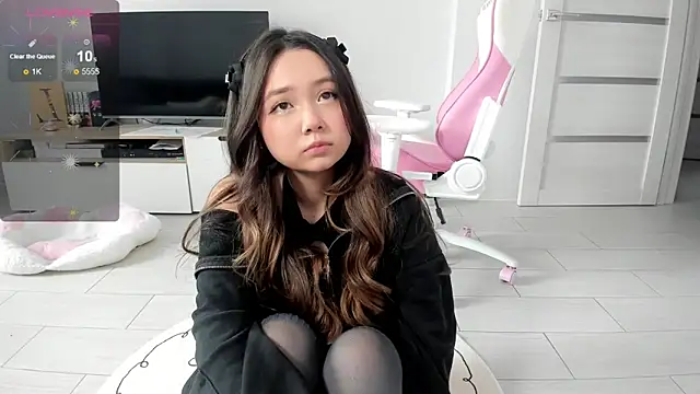 Snapshot of Fluffy_Rose chatting on May 2026 03:13:02 AM Fluffy Rose online show from May 2026 03:13:02 AM
