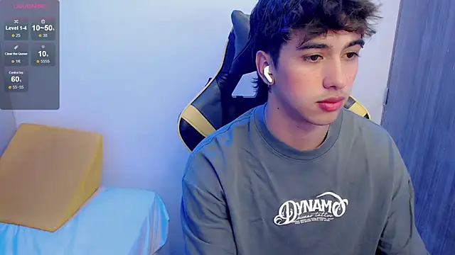 Jake tripp online show from October 2025 03:26:02 AM