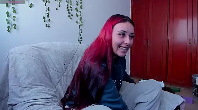 bonnie moon  online show from January 2025 08:12:01 PM