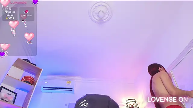gabriiellaa   online show from February 2025 10:48:02 PM