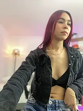 gabriiellaa   online show from March 2025 07:12:01 PM
