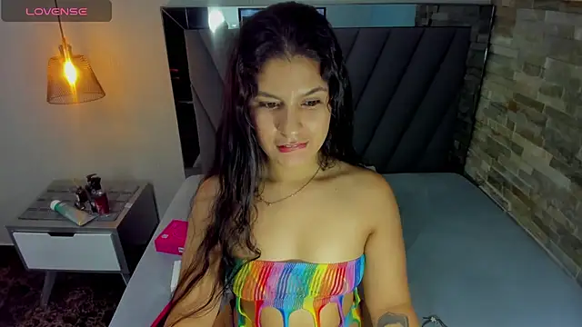 lizziemontana2 online show from October 2025 07:45:01 PM