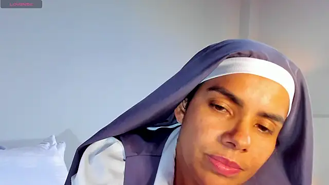 ClaraMariaMon online show from February 2025 06:30:02 PM