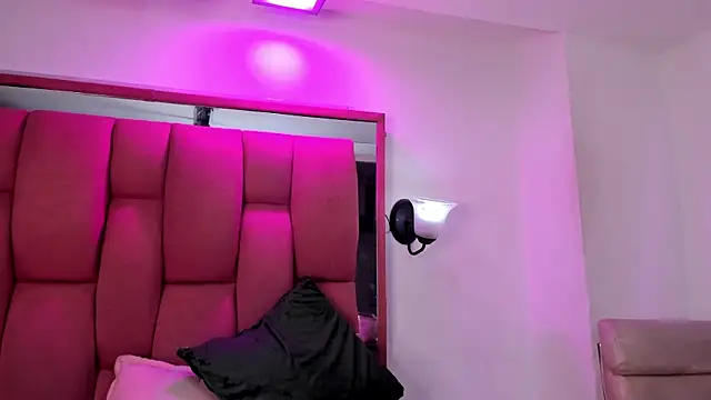 Snapshot of jennifer_ts chatting on January 2025 11:50:01 PM jennifer ts online show from January 2025 11:50:01 PM