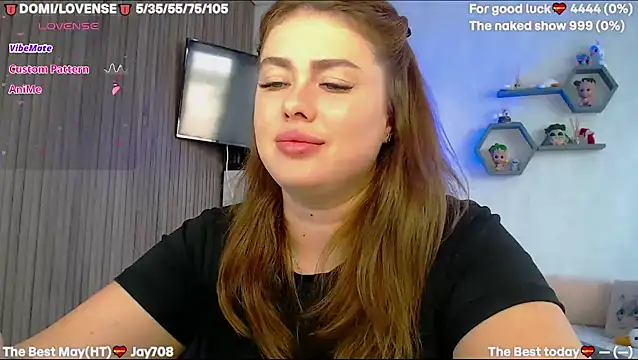 Snapshot of SuchCute chatting on May 2026 03:36:01 AM SuchCute online show from May 2026 03:36:01 AM