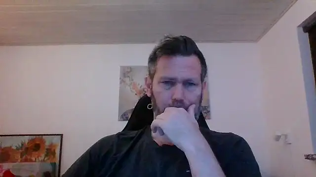 Snapshot of Gotta1 chatting on December 2025 06:32:02 AM Gotta1 online show from December 2025 06:32:02 AM