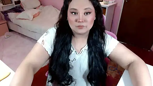 GiannaLopezSmith online show from October 2025 04:59:02 AM