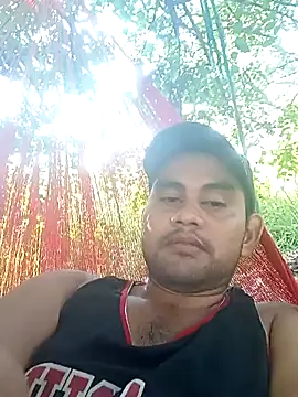 Snapshot of travieso2893 chatting on December 2024 09:12:02 PM travieso2893 online show from December 2024 09:12:02 PM