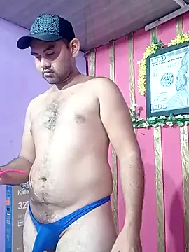 Snapshot of travieso2893 chatting on January 2025 01:36:01 PM travieso2893 online show from January 2025 01:36:01 PM