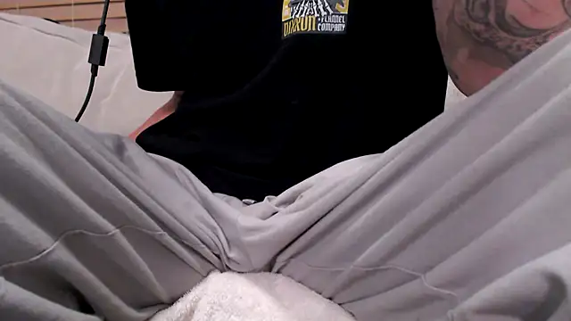 Snapshot of JohnnyKorrupt_ chatting on October 2025 08:03:01 AM JohnnyKorrupt online show from October 2025 08:03:01 AM