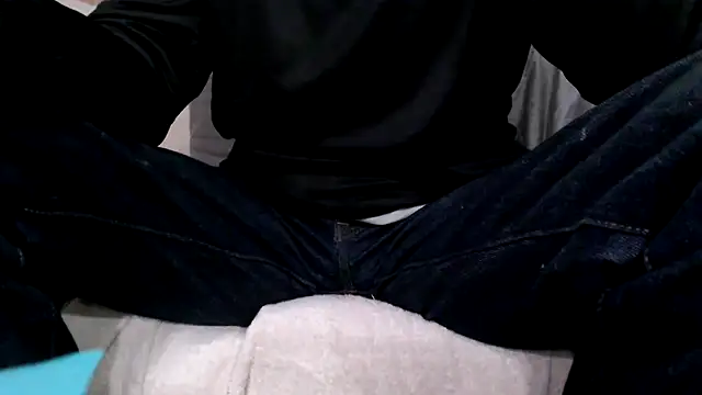 Snapshot of JohnnyKorrupt_ chatting on October 2025 09:43:02 AM JohnnyKorrupt online show from October 2025 09:43:02 AM
