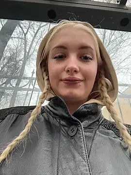 Milkyy wway online show from November 2025 07:25:02 AM