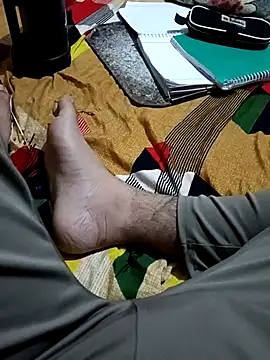 Naresh00766 online show from December 2025 02:46:02 PM