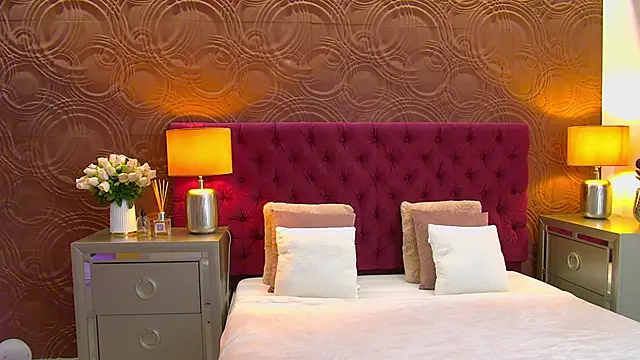 IrisMonn online show from November 2025 06:18:02 AM