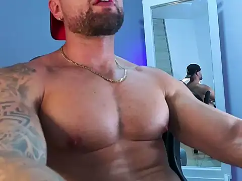 OwenMaximus814 online show from May 2026 09:34:02 PM