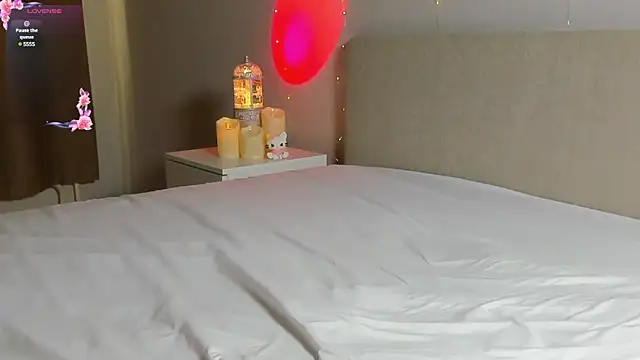 Snapshot of Emmanuelleee chatting on March 2025 10:22:02 AM Emmanuelleee online show from March 2025 10:22:02 AM