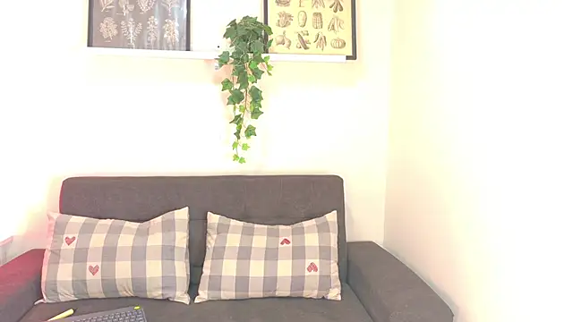 BriaConner  online show from April 2026 02:53:02 AM