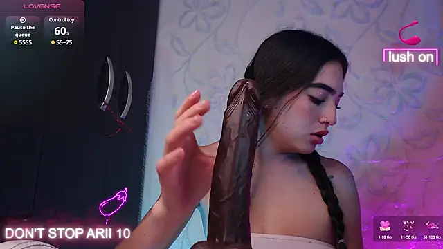 Snapshot of Arii_vega_ chatting on January 2025 11:13:02 PM Arii vega  online show from January 2025 11:13:02 PM