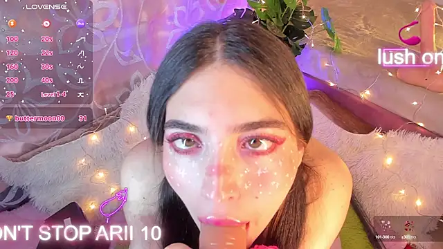 Snapshot of Arii_vega_ chatting on October 2025 05:26:02 AM Arii vega  online show from October 2025 05:26:02 AM