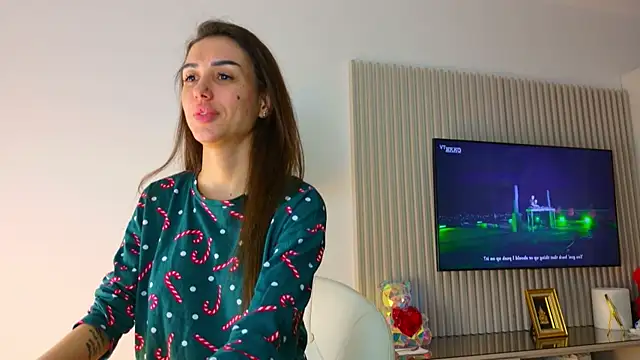 Snapshot of Addictive_T chatting on January 2025 08:21:02 PM Addictive T online show from January 2025 08:21:02 PM