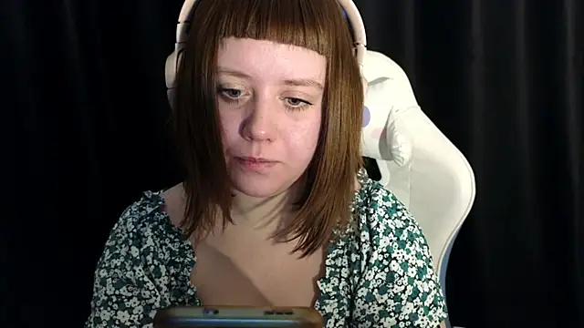 June shy0 online show from February 2025 07:18:01 AM