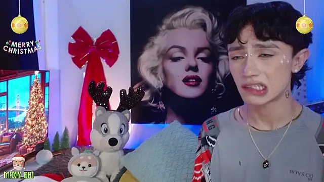 maxiy 001 online show from December 2024 07:49:02 AM