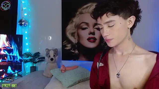 Snapshot of maxiy_001 chatting on January 2026 07:57:02 AM maxiy 001 online show from January 2026 07:57:02 AM