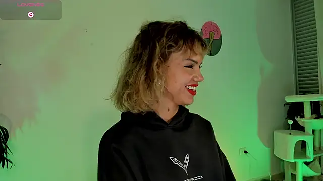 wendymoah online show from February 2025 01:35:01 AM