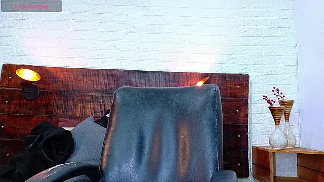 Snapshot of Celeste_sanz chatting on November 2025 10:47:02 AM Celeste sanz online show from November 2025 10:47:02 AM