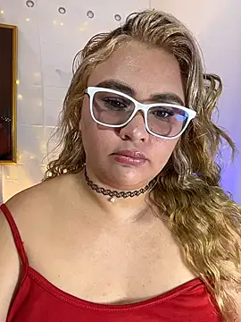 Snapshot of AshleyVXo chatting on July 2026 10:13:01 PM AshleyVXo online show from July 2026 10:13:01 PM