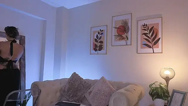 DahianaWalcott online show from March 2026 04:57:02 PM