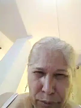 girl amada online show from October 2025 05:24:02 PM