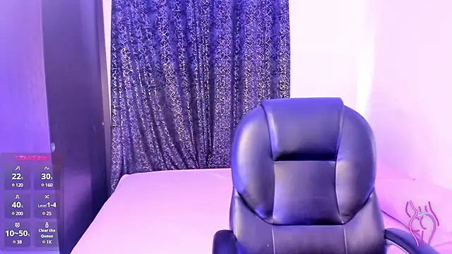 Snapshot of Adhara-zanne chatting on February 2025 06:10:01 PM Adhara-zanne online show from February 2025 06:10:01 PM