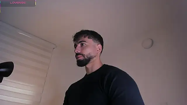 Snapshot of edrick_walton1 chatting on November 2025 11:53:02 AM edrick walton1 online show from November 2025 11:53:02 AM