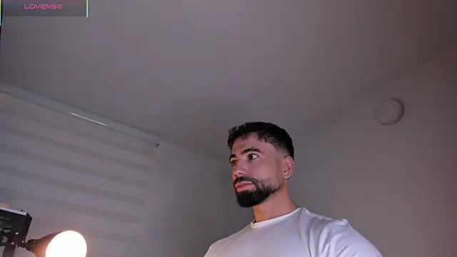 Snapshot of edrick_walton1 chatting on November 2025 11:31:02 AM edrick walton1 online show from November 2025 11:31:02 AM