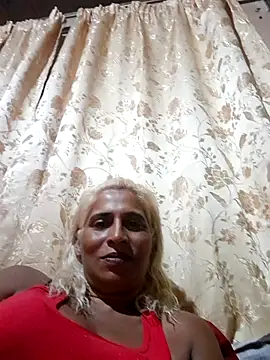 Snapshot of Goodgirlsue_77 chatting on March 2025 09:59:02 PM Goodgirlsue 77 online show from March 2025 09:59:02 PM