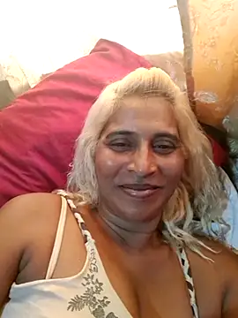 Snapshot of Goodgirlsue_77 chatting on March 2025 11:21:01 AM Goodgirlsue 77 online show from March 2025 11:21:01 AM