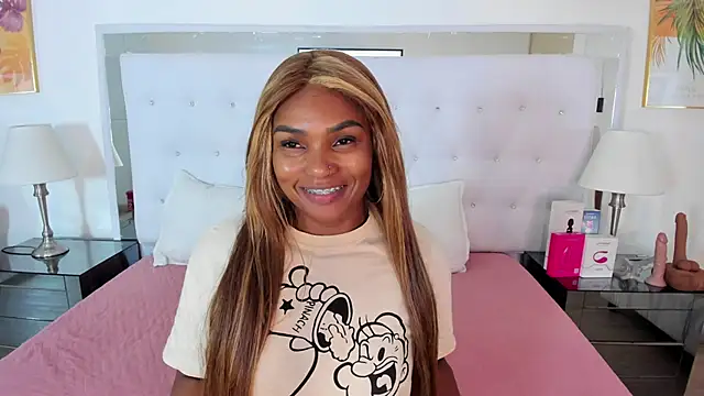 Isla Scott online show from March 2026 11:24:01 AM